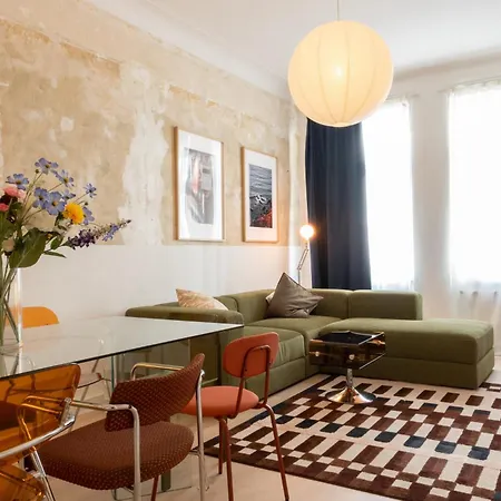Apartamento Zwei Grosse Altbau Fuer Gruppen Bis 14 Personen Im Leipziger Westen, Direkte Parkplaetze Im Innenhof, 10 Minuten Vom Zentrum Leipzig