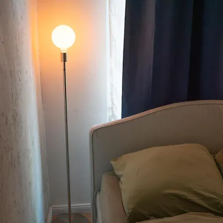 Zwei Grosse Altbau Fuer Gruppen Bis 14 Personen Im Leipziger Westen, Direkte Parkplaetze Im Innenhof, 10 Minuten Vom Zentrum Leipzig